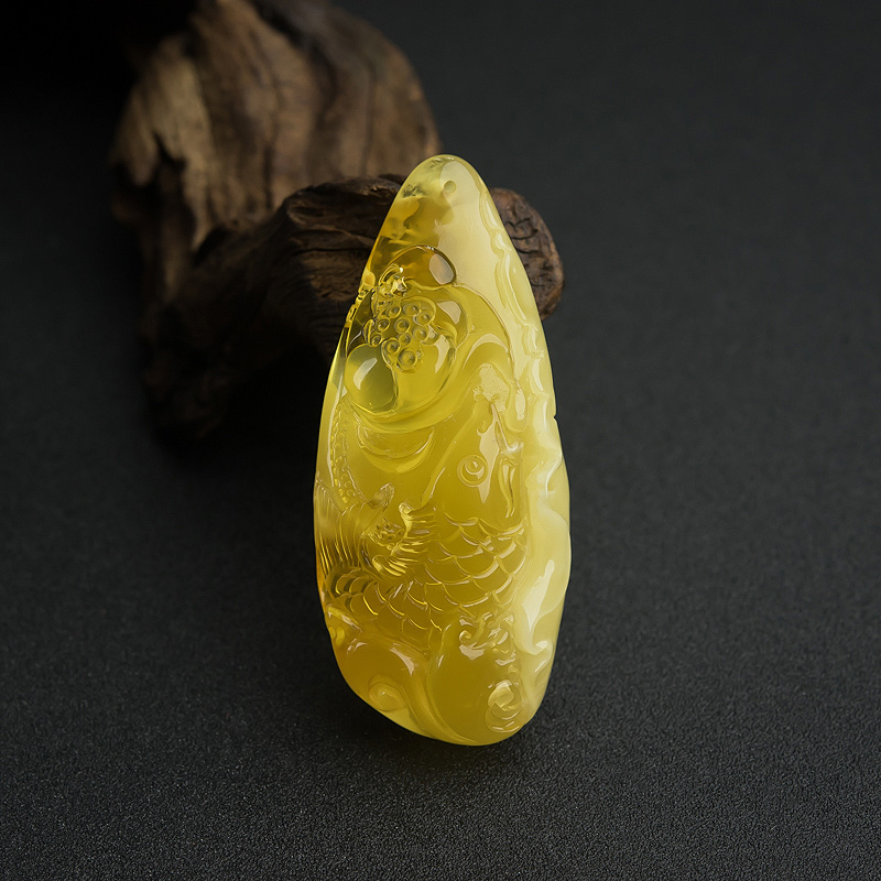 带皮鸡油黄金绞蜜连年有余吊坠-红掌柜