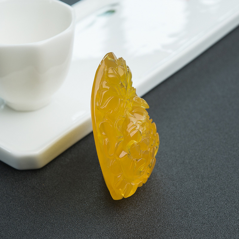 鸡油黄金绞蜜牡丹花吊坠-红掌柜