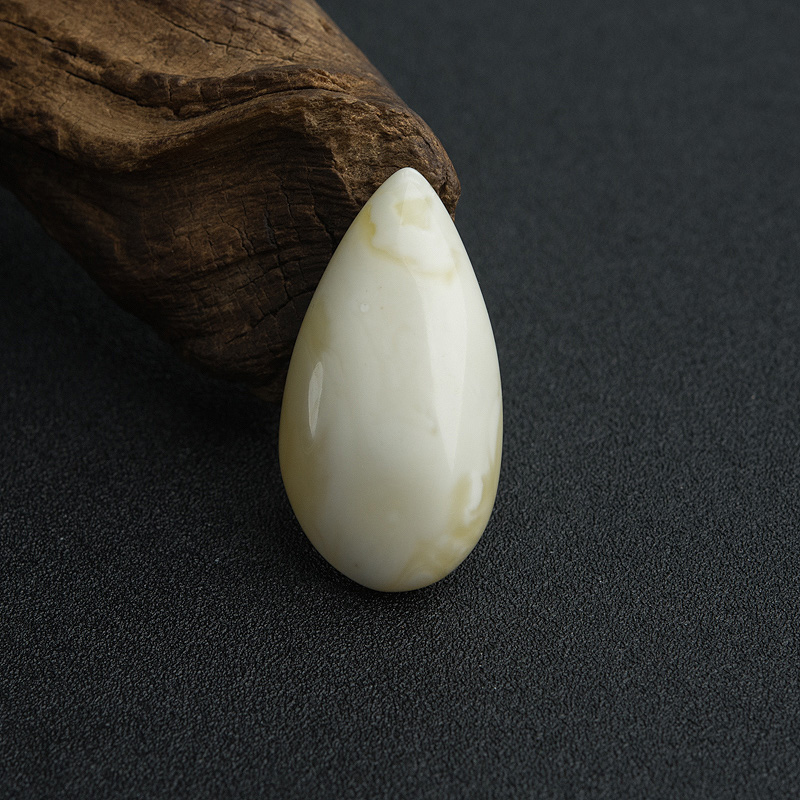 波罗的海天然象牙白白蜜随形吊坠-红掌柜