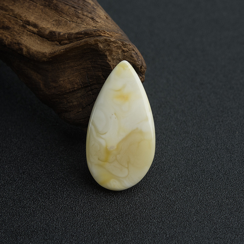 波罗的海天然白蜜随形吊坠-红掌柜