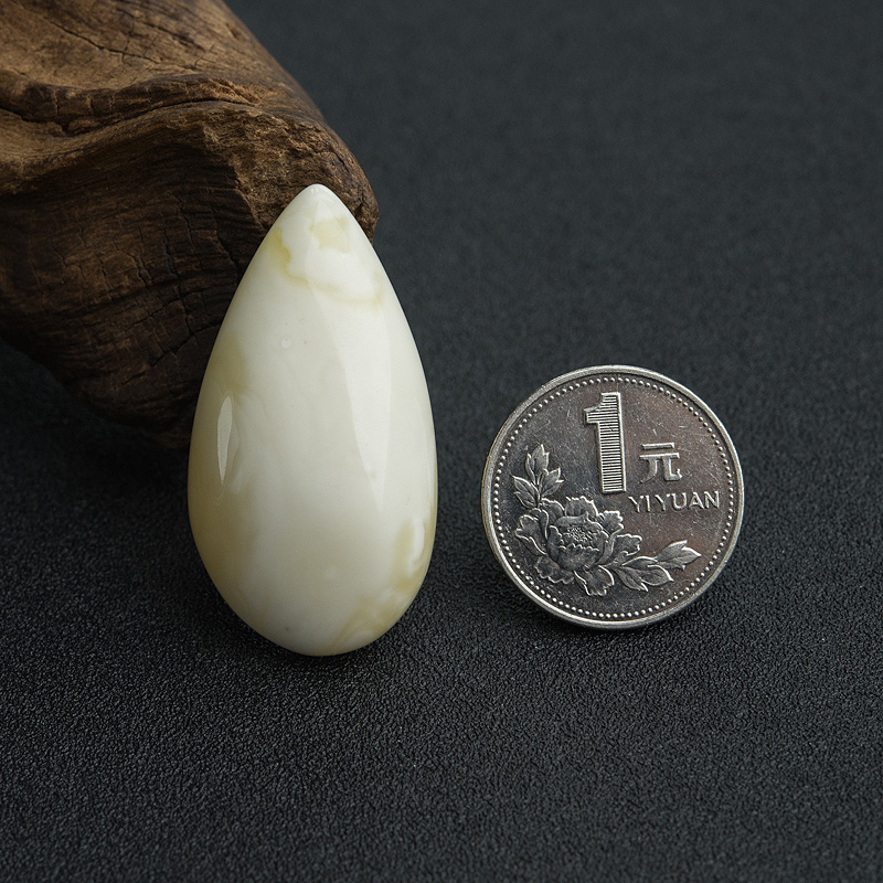 波罗的海象牙白白蜜吊坠-红掌柜