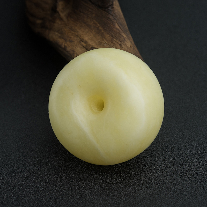 波罗的海浅黄蜜蜡平安扣吊坠-红掌柜