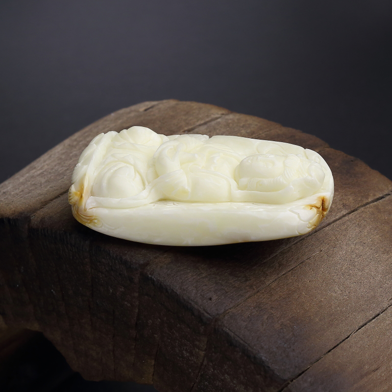 波罗的海天然带皮白蜜观音吊坠-红掌柜