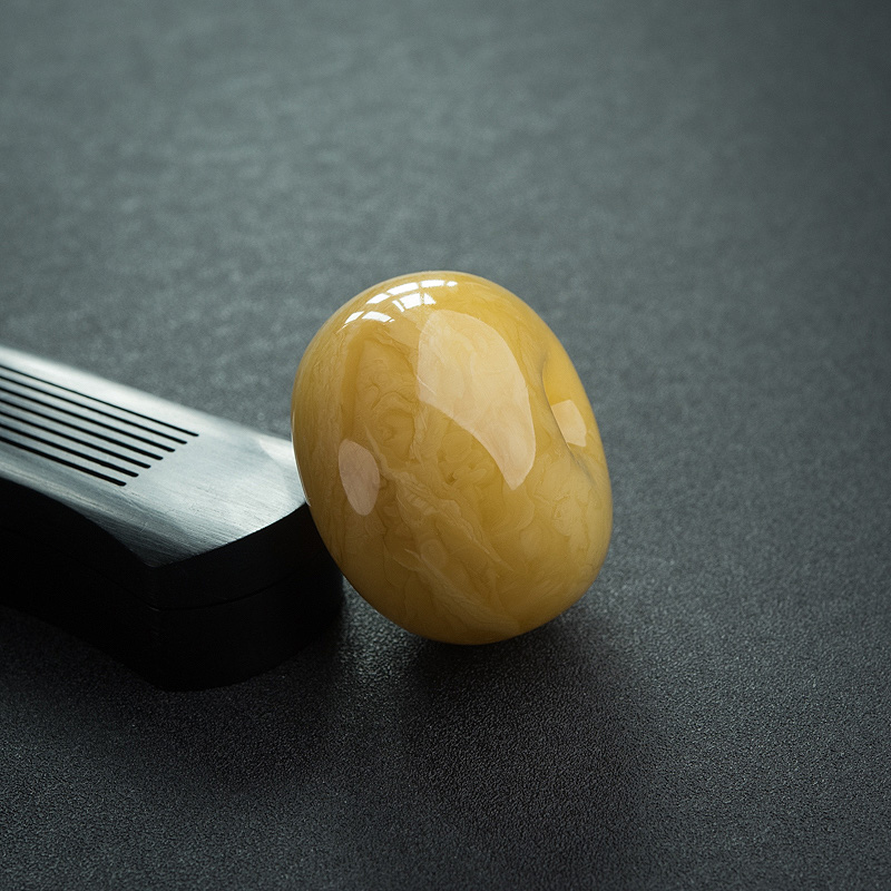 天然褐黄蜜蜡平安扣吊坠-红掌柜