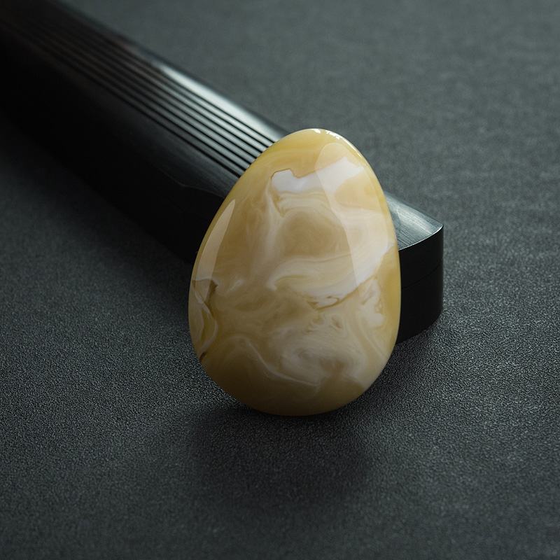 天然白花蜜蜡随形吊坠-红掌柜