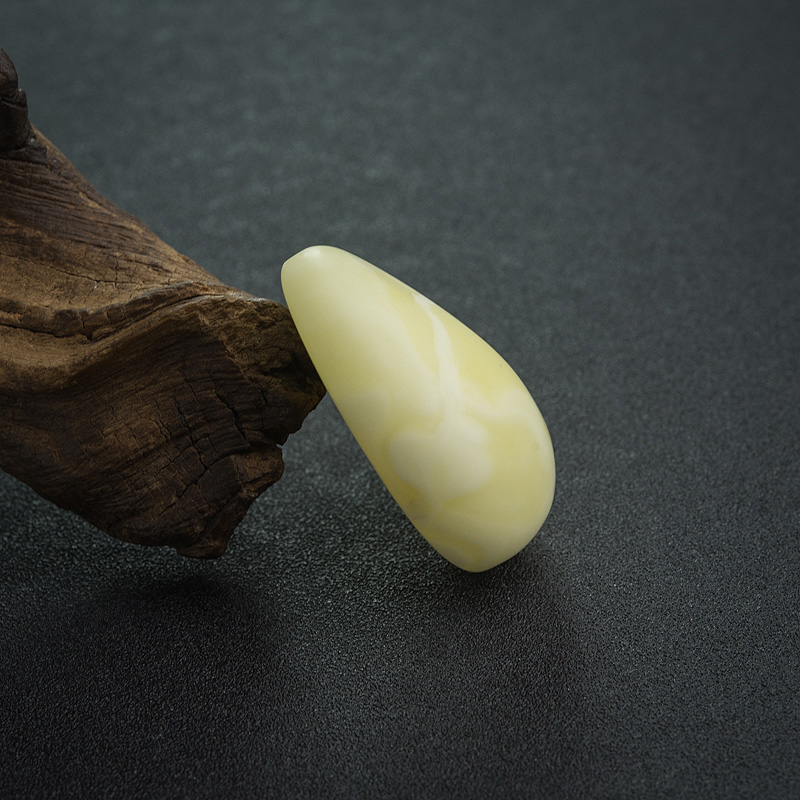 波罗的海白花蜜蜡随形吊坠-红掌柜