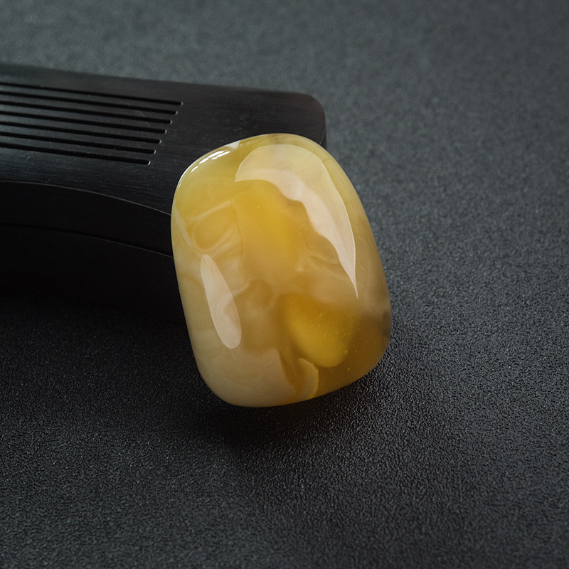 白花蜜蜡无事牌吊坠-红掌柜