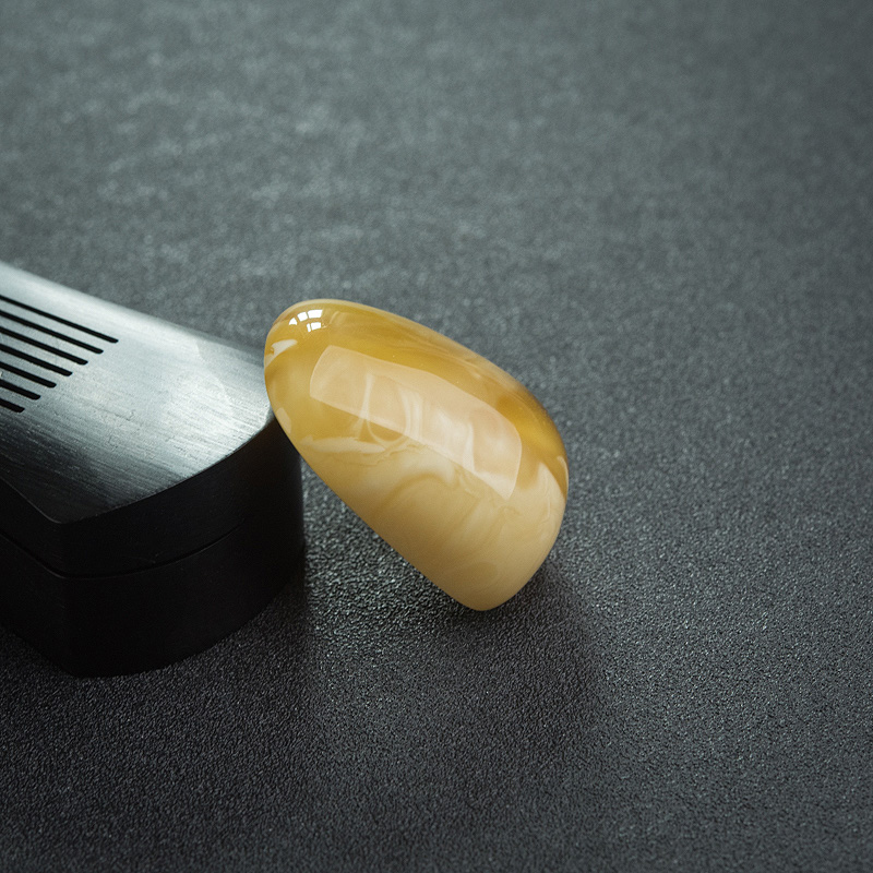 天然蜜蜡无事牌吊坠-红掌柜