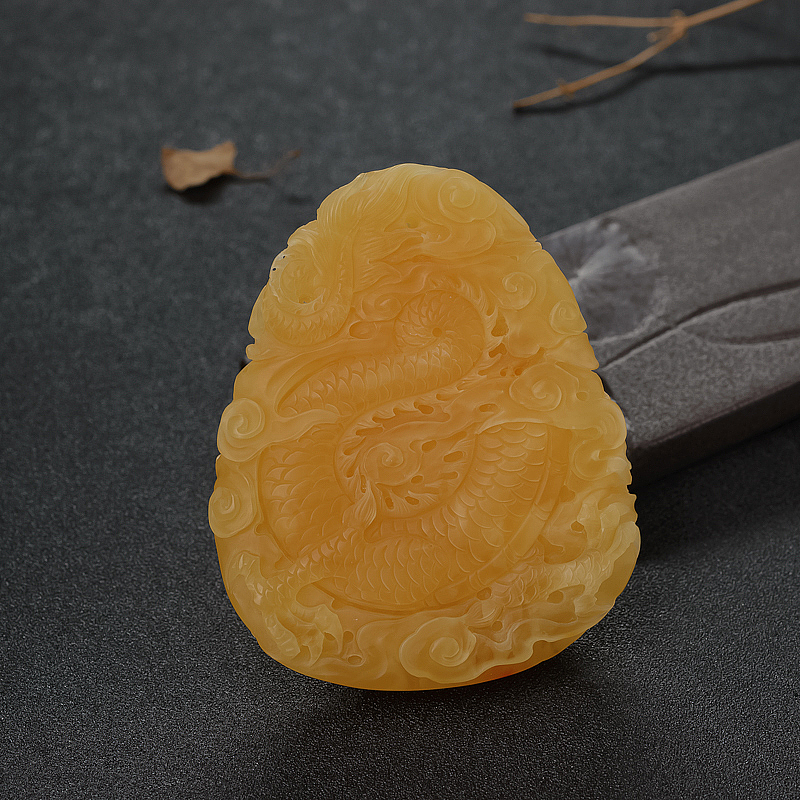 波罗的海鸡油黄蜜蜡龙牌吊坠-红掌柜