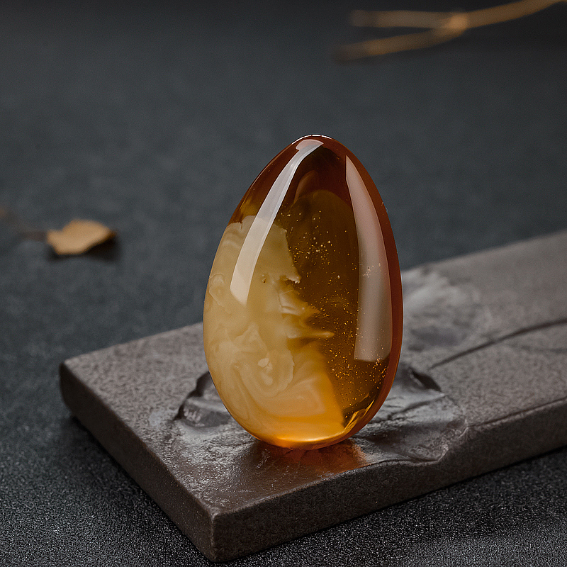 天然金绞蜜水滴吊坠-红掌柜