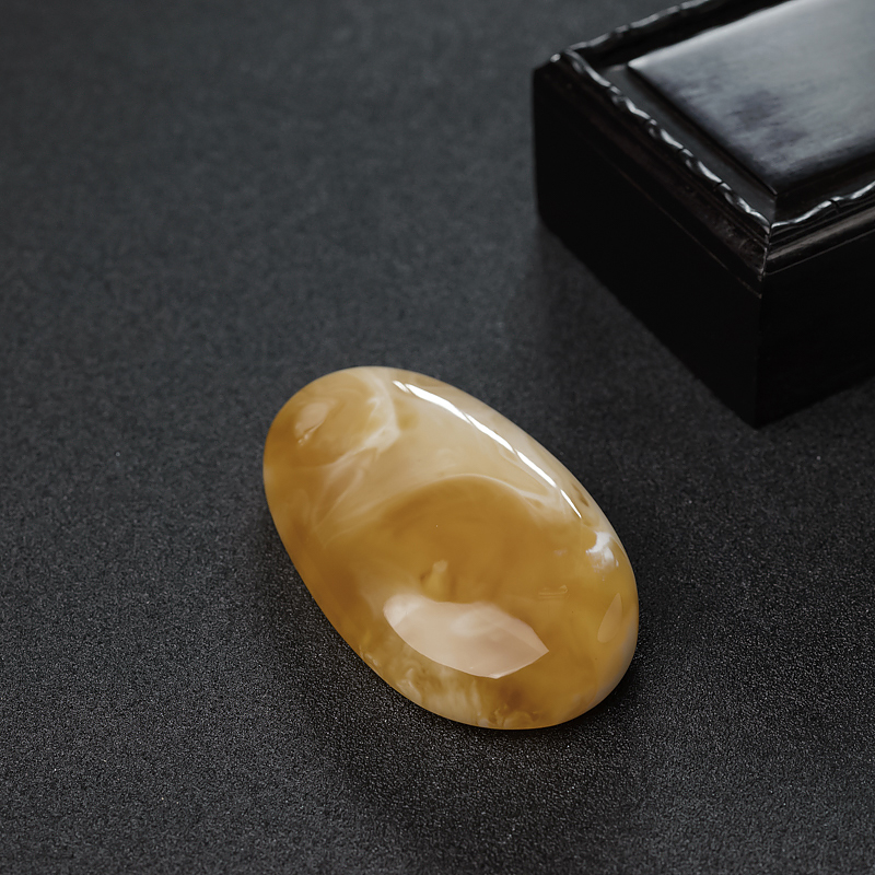 蜜蜡吊坠-红掌柜