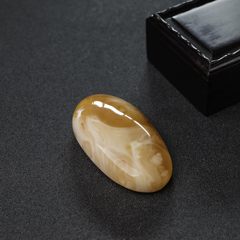 白花蜜吊坠-红掌柜