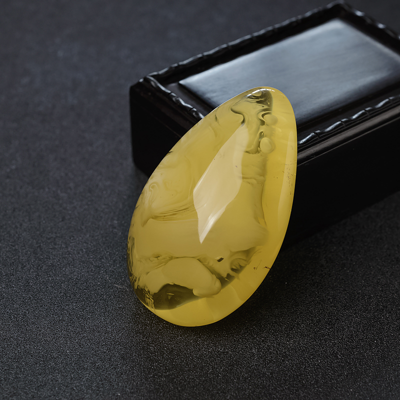 金绞蜜随形吊坠-红掌柜