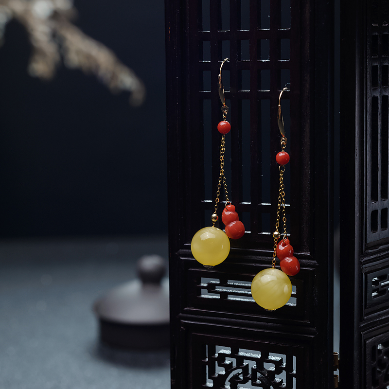 18K鸡油黄蜜蜡圆珠耳坠-红掌柜