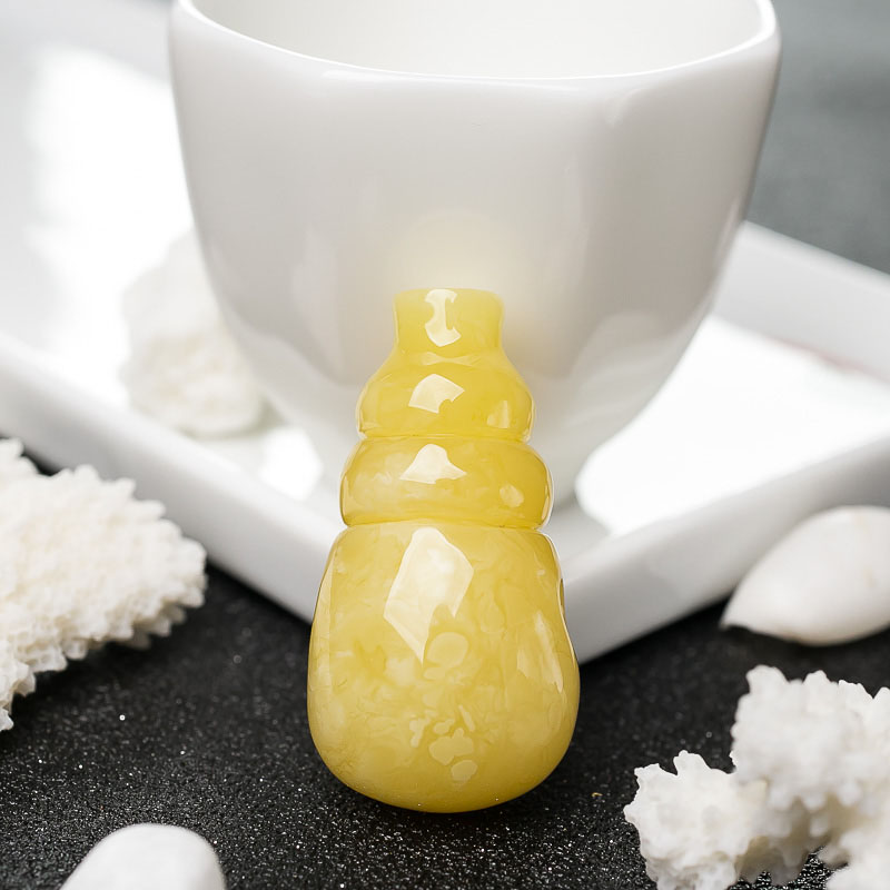 鸡油黄蜜蜡三通-红掌柜