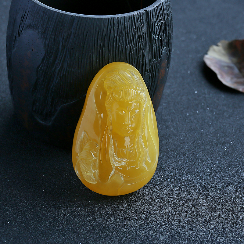 鸡油黄蜜蜡观音吊坠-红掌柜