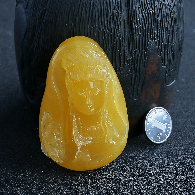 鸡油黄蜜蜡挂件-红掌柜