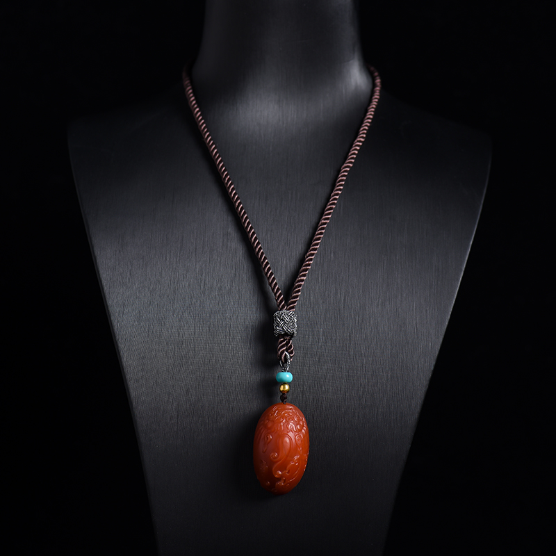 南红玛瑙瑞兽挂件-红掌柜