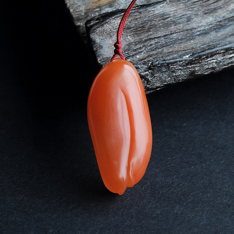 川料南红花件挂件-红掌柜