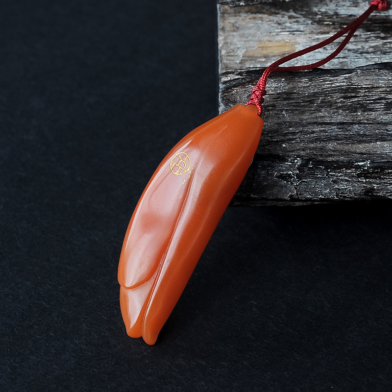 川料南红玛瑙花件挂件-红掌柜