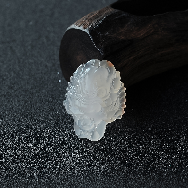 冰飘南红挂件-红掌柜