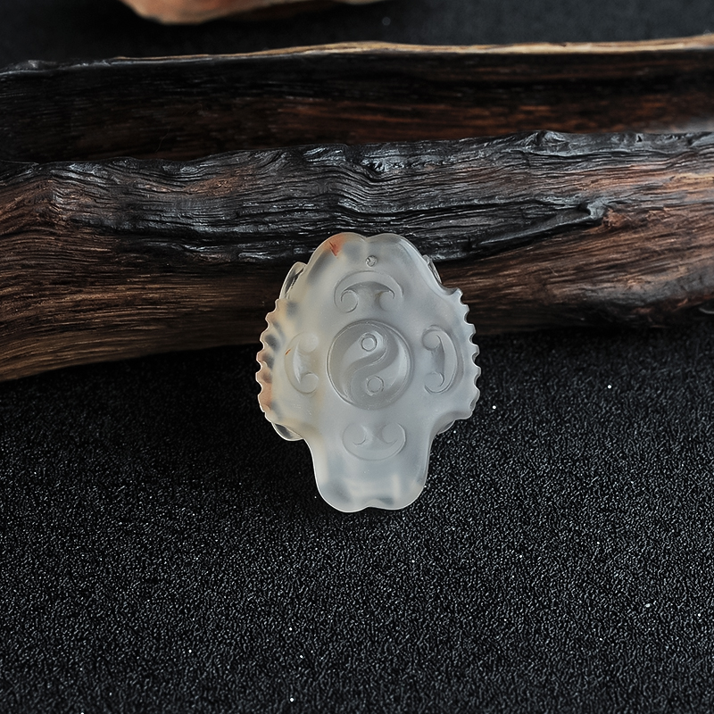 冰飘料南红挂件-红掌柜