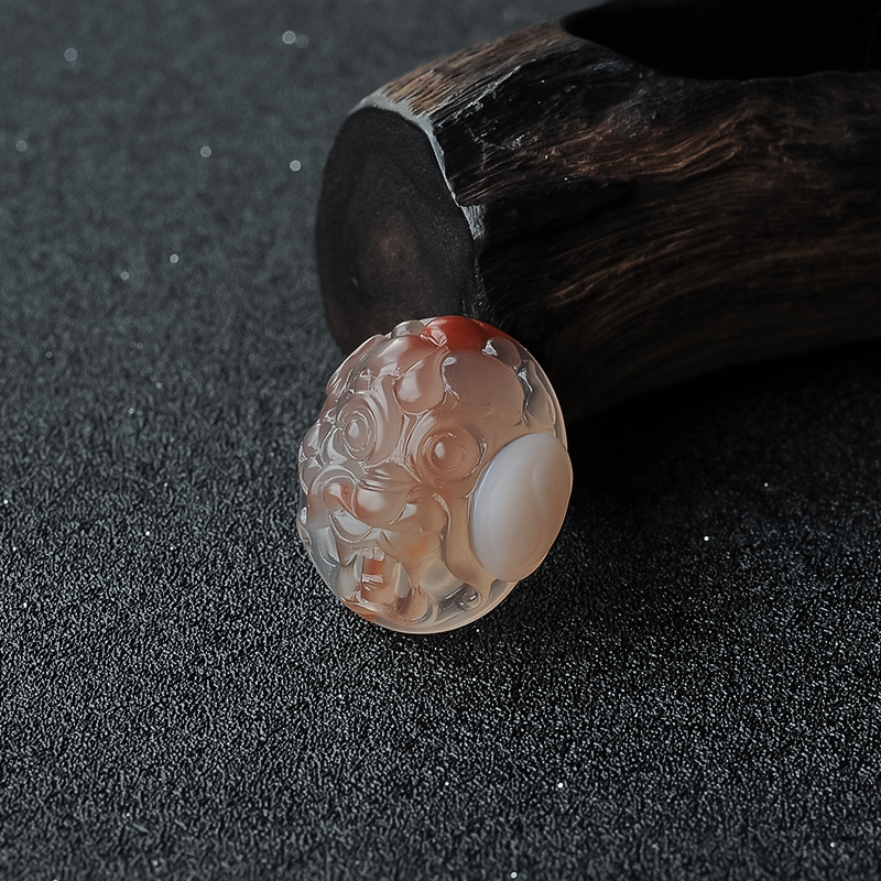 冰飘南红龙头八卦挂件-红掌柜