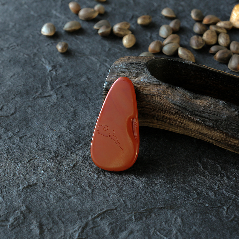 九口柿子红南红悟道吊坠-红掌柜