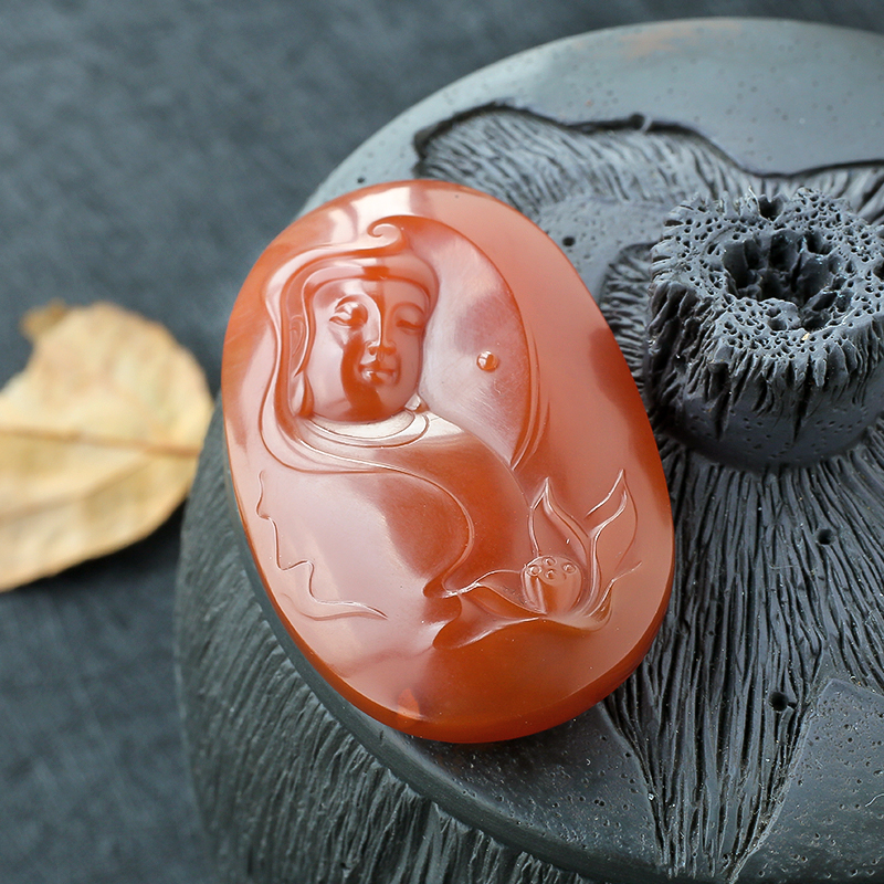 柿子红观音挂坠-红掌柜