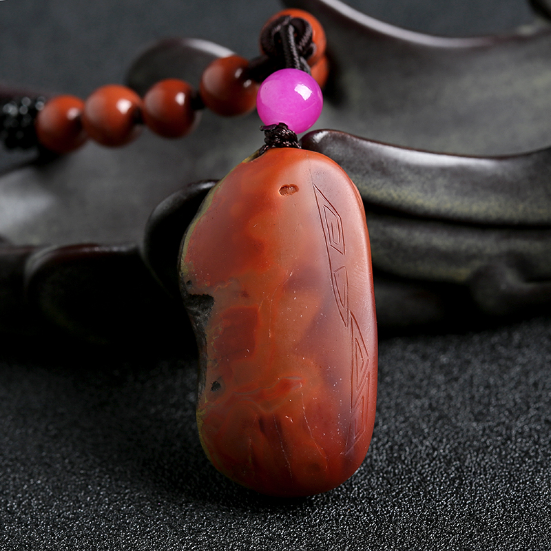 带皮南红挂件 - 红掌柜珠宝