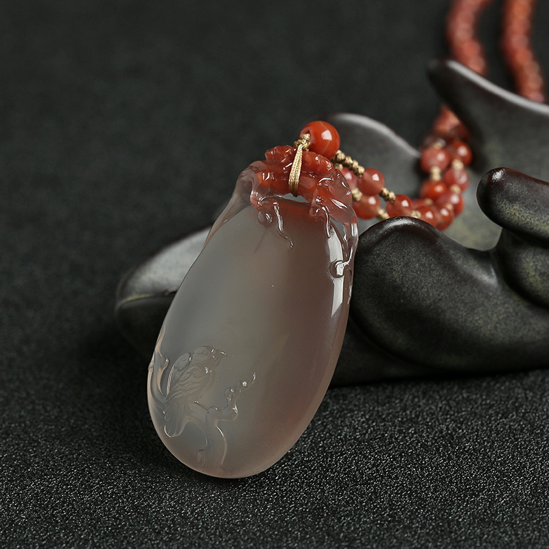 冰飘南红吊坠-红掌柜