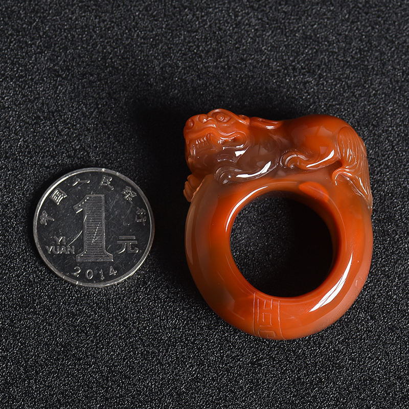 川料俏色南红戒指-红掌柜