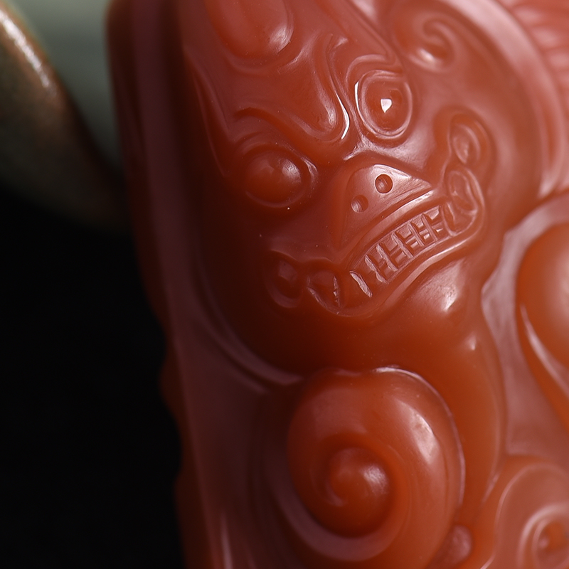 川料南红貔貅牌吊坠-红掌柜珠宝