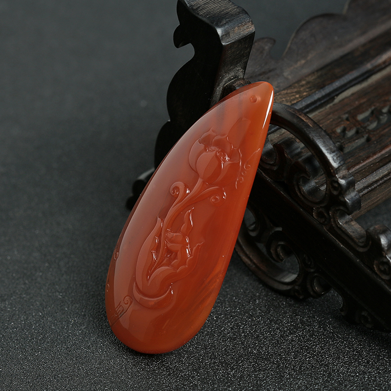 冰飘南红妙手生花-红掌柜