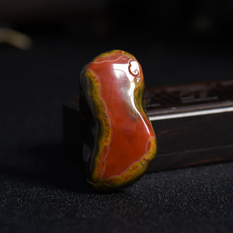 南红蝶恋花吊坠 - 红掌柜