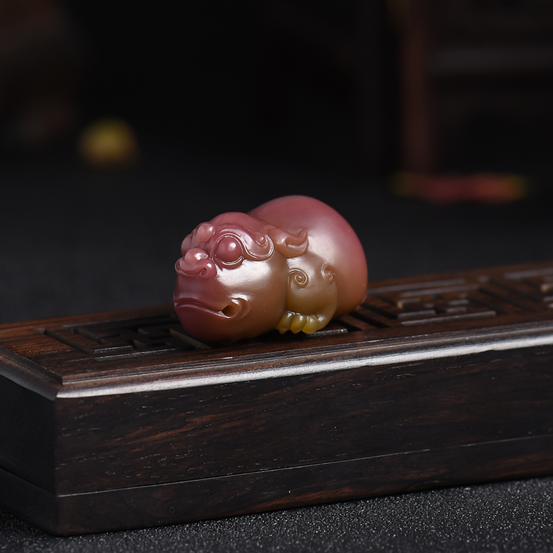 紫色盐源玛瑙三足鼎立吊坠 - 红掌柜