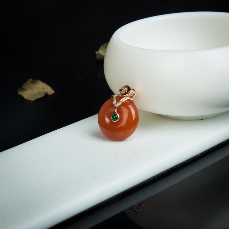 川料樱桃红南红平安扣吊坠-红掌柜