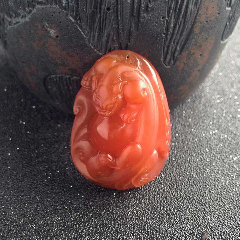 樱桃红南红瑞兽吊坠 - 红掌柜珠宝