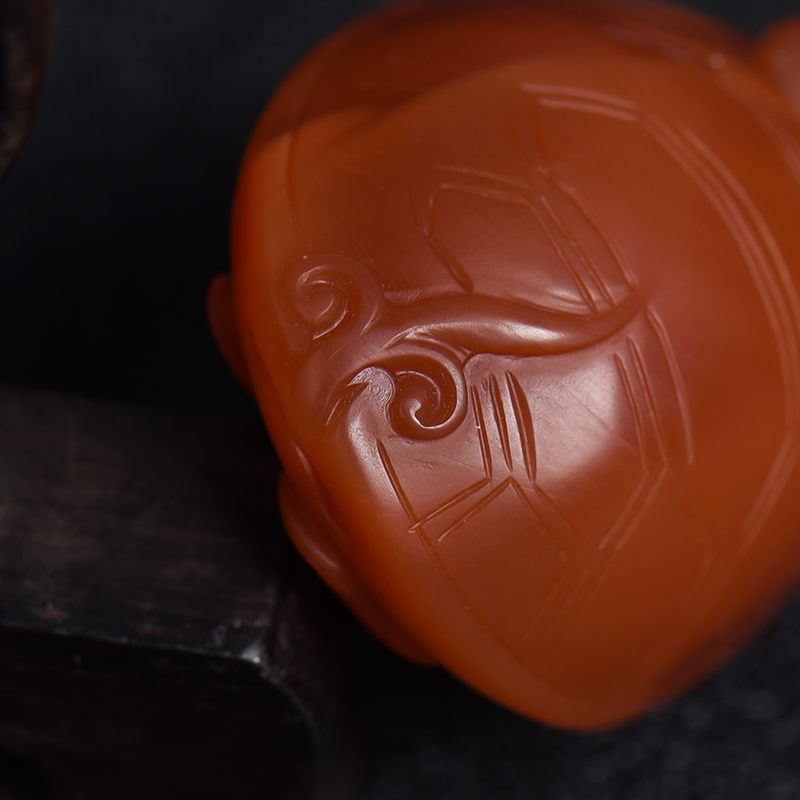 川料南红龙龟吊坠-红掌柜