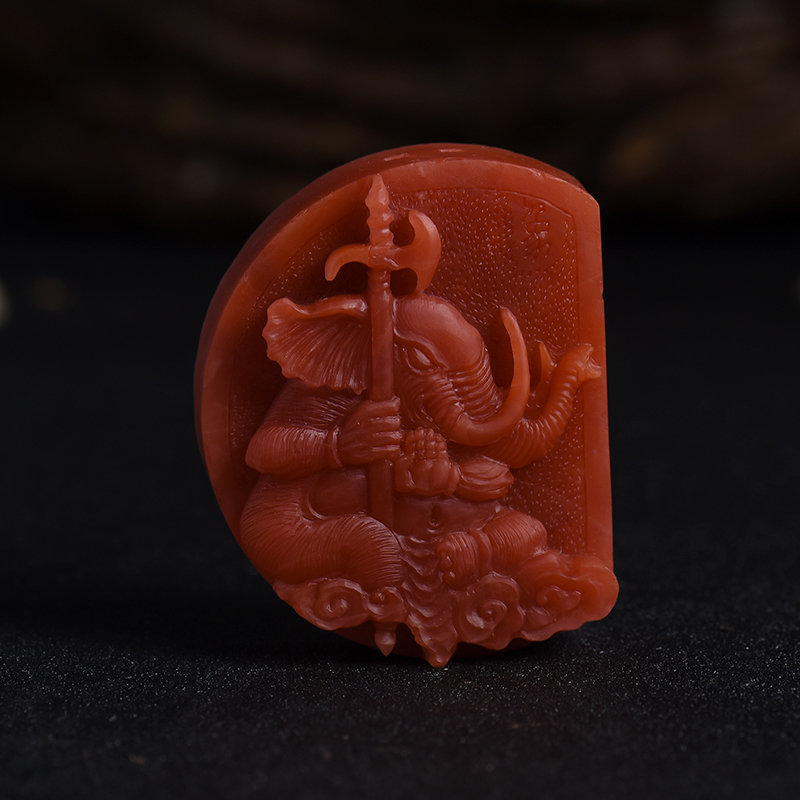 柿子红南红象神吊坠-红掌柜