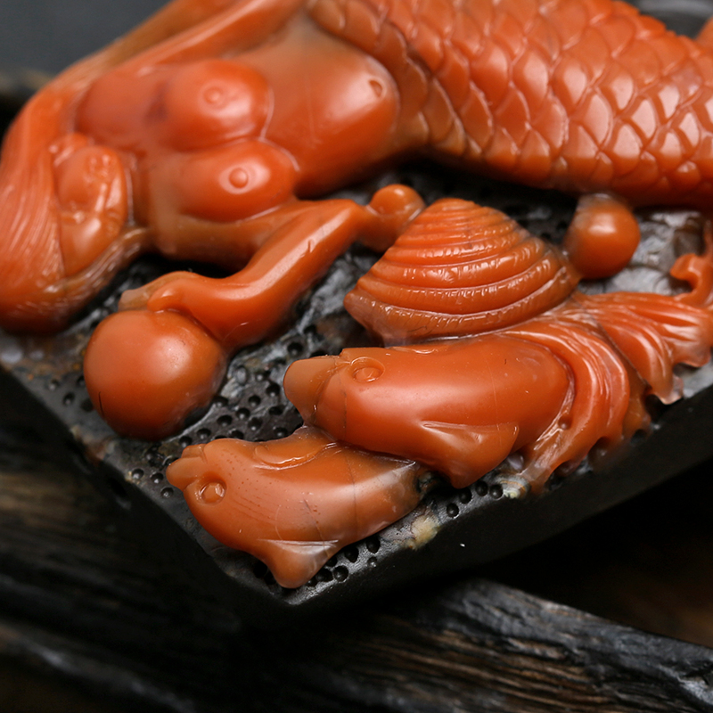 保山南红美人鱼挂件-红掌柜