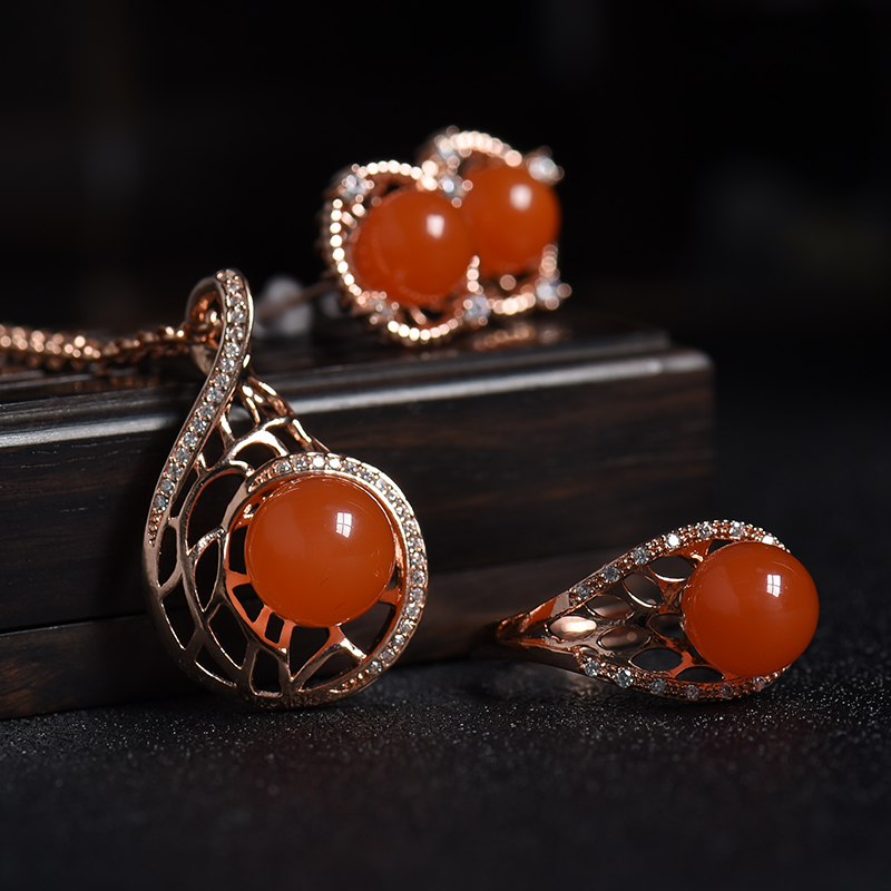 天然樱桃红南红三件套-红掌柜