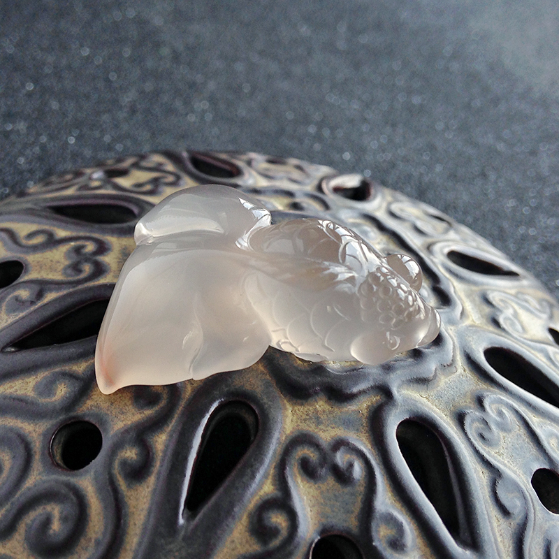 冰飘南红鱼吊坠-红掌柜珠宝