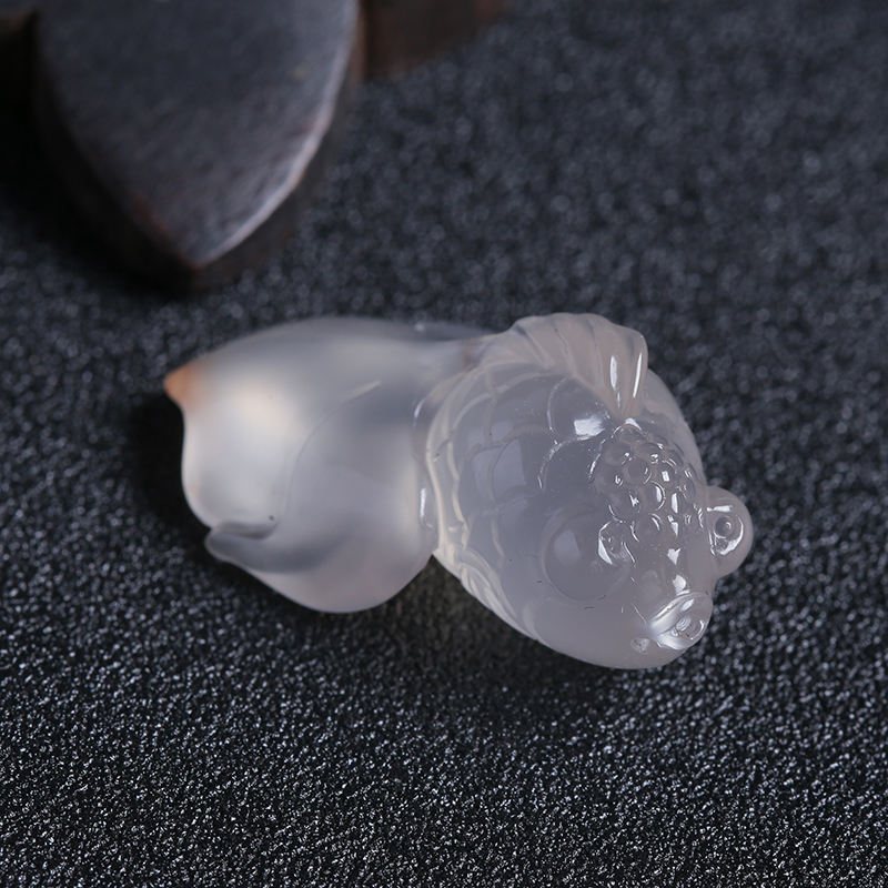 冰飘南红鱼吊坠 - 红掌柜珠宝