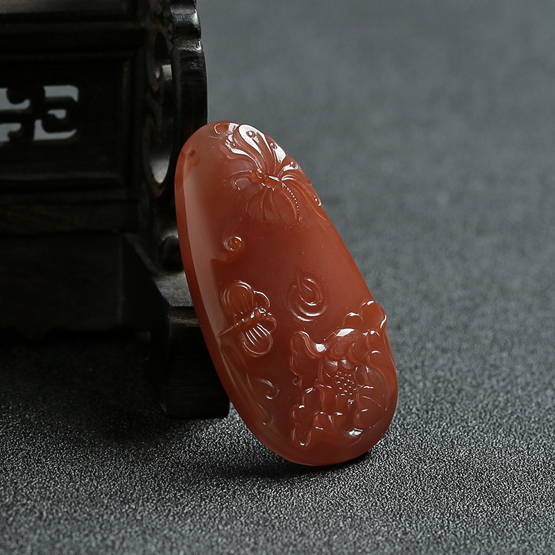 南红蝶恋花吊坠-红掌柜