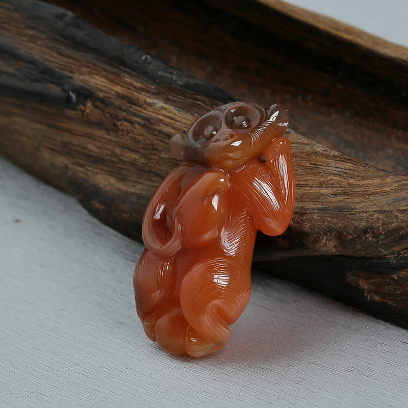 南红灵猴献寿吊坠-红掌柜