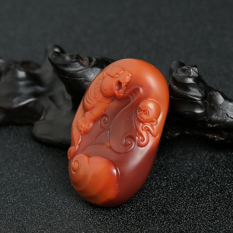 天然双色南红智勇双全吊坠 - 红掌柜