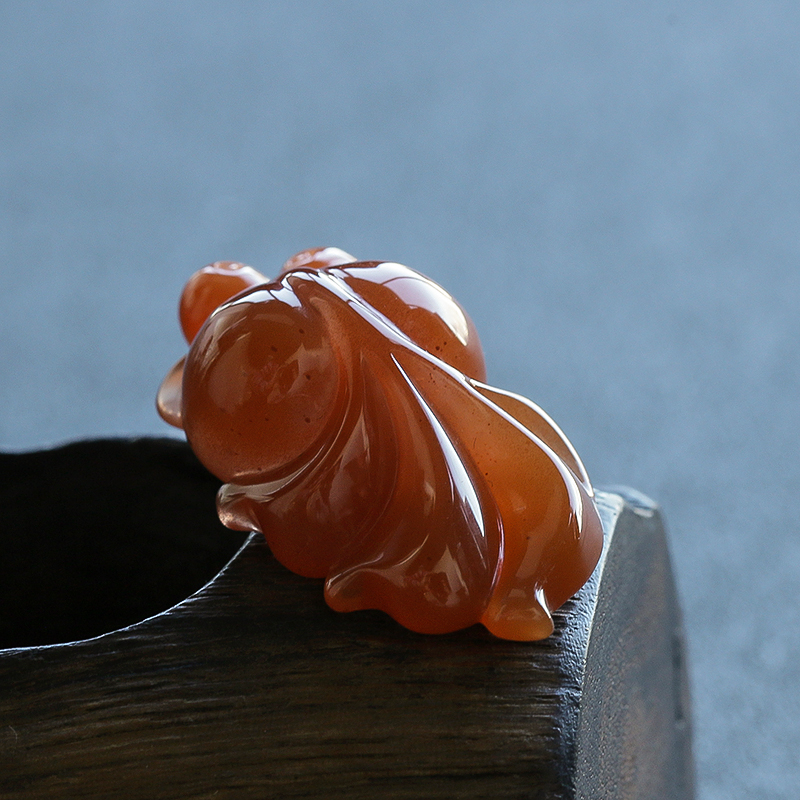  樱桃红南红金鱼-红掌柜