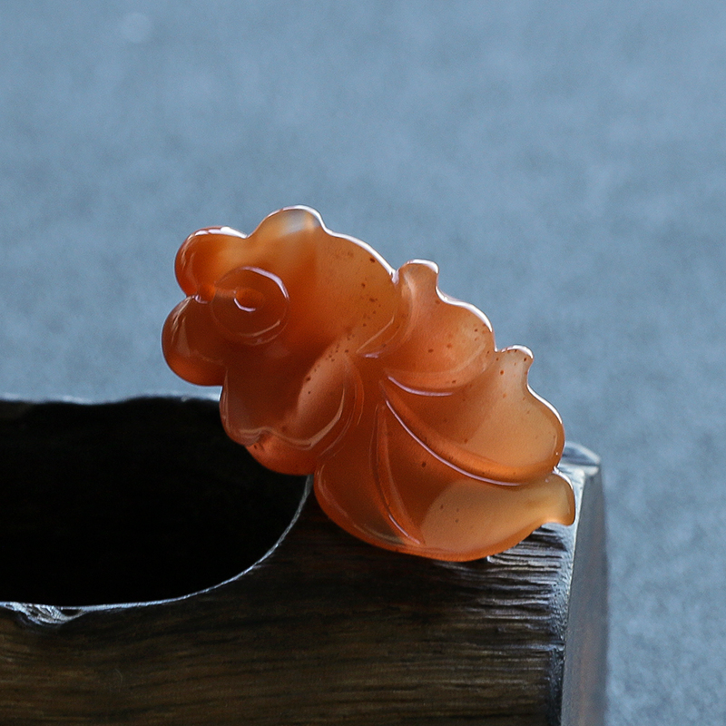 天然南红金鱼吊坠-红掌柜