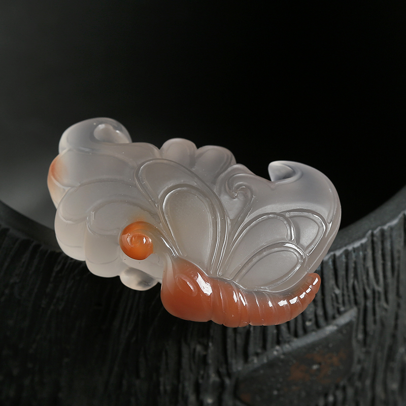 天然南红蝴蝶吊坠-红掌柜